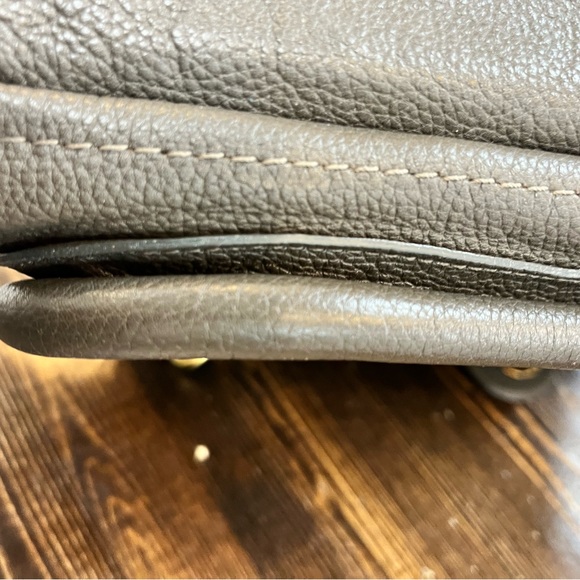 Chloe Paraty Leather Purse w/ COA certificate, POS Card & Dust Bag - EUC - Picture 11 of 16